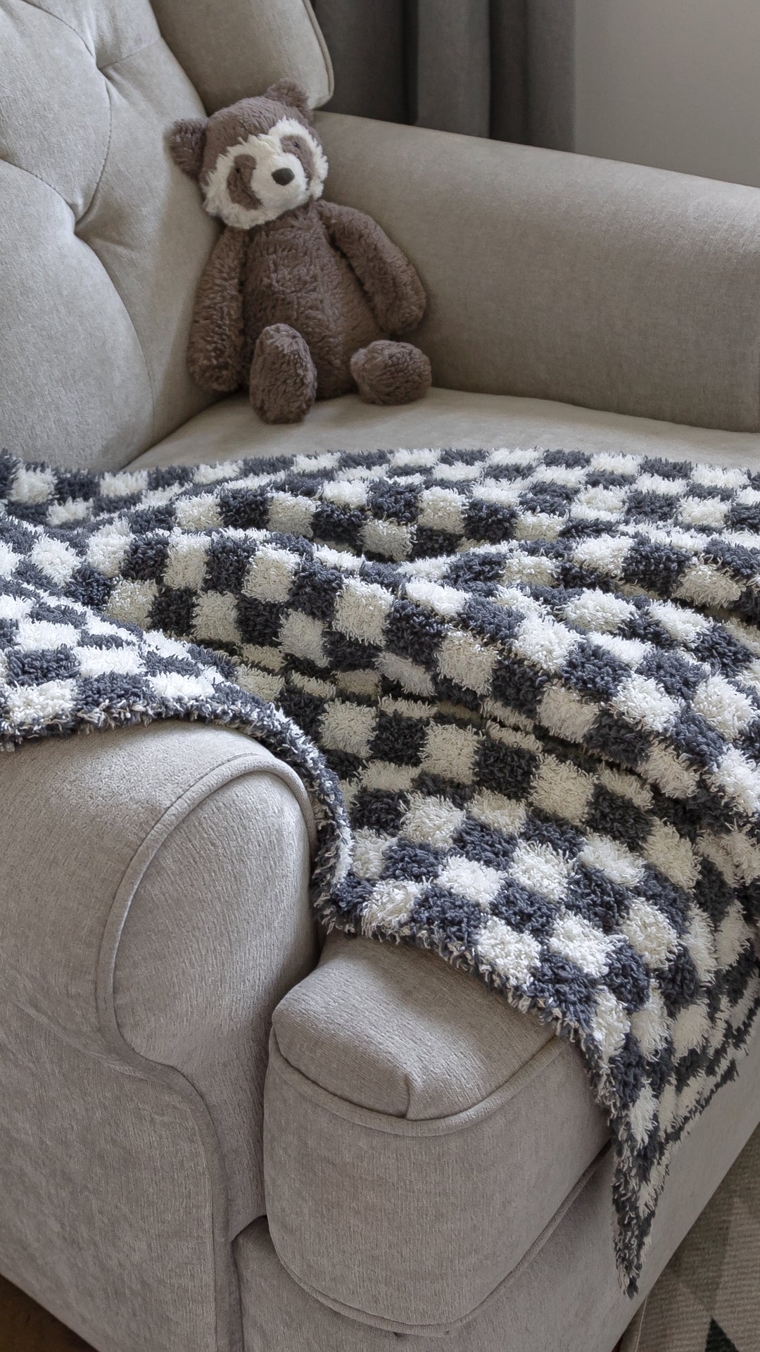 Turbulence & Baby's Breath Check Print Toddler Blanket