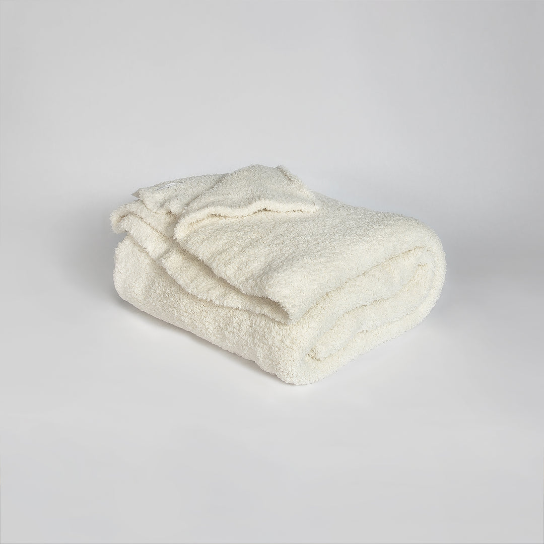 Baby's Breath Solid Jacquard Print Throw
