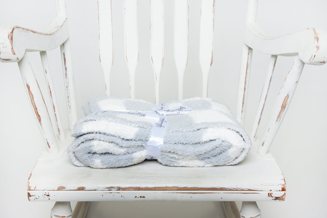 Frozen & White Wavy Checker Print Toddler Blanket