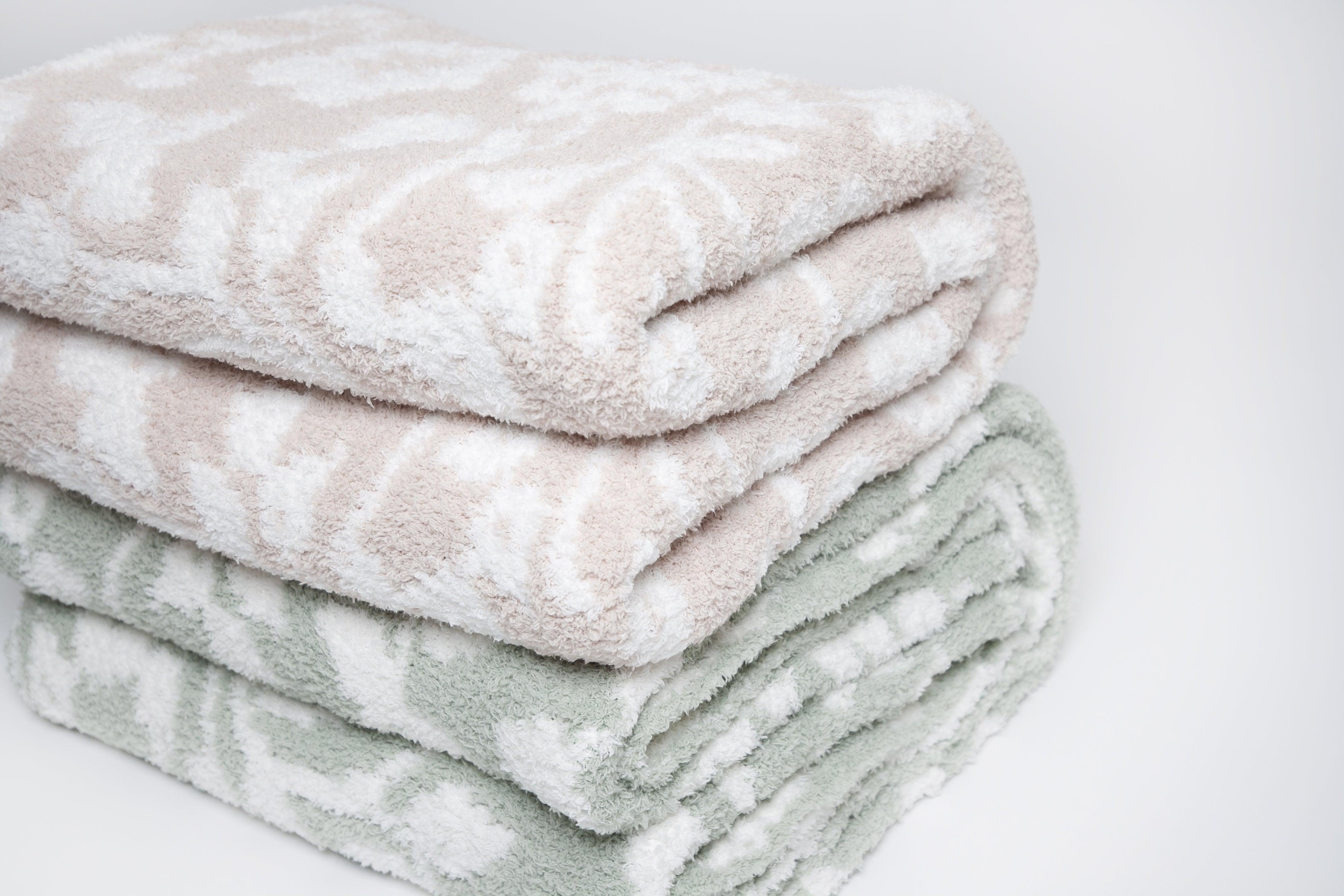 Blushing Beige & White Vintage Floral Print Throw - Sunset Snuggles