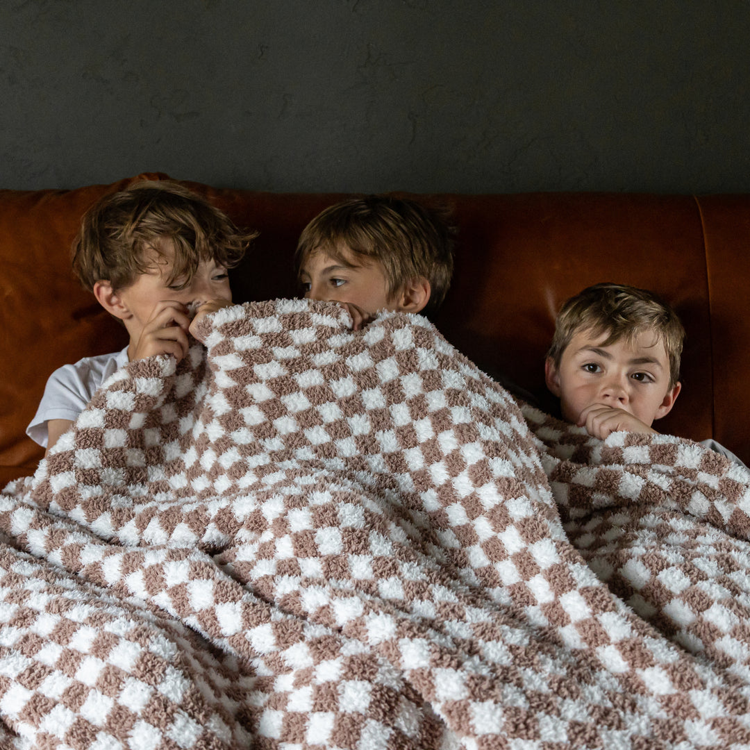 Chocolate Milk &amp; White Check Print Extended Throw