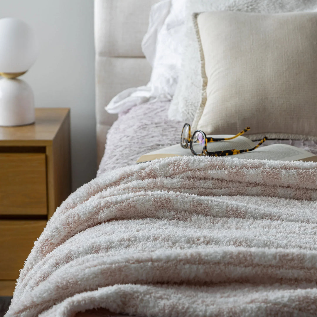 Baby Pink Check Print Extended Throw