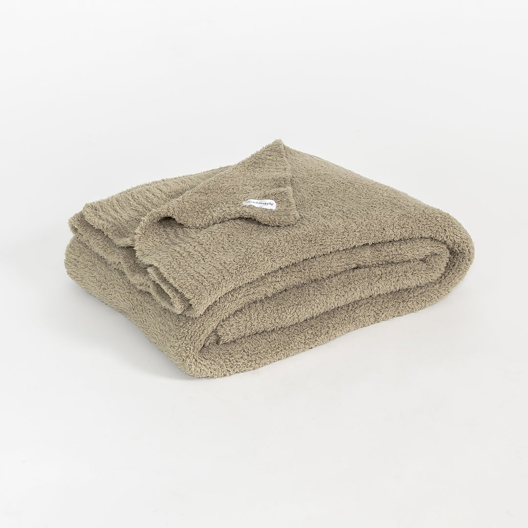 Lemon Pepper Solid Ribbed Border Extended Throw