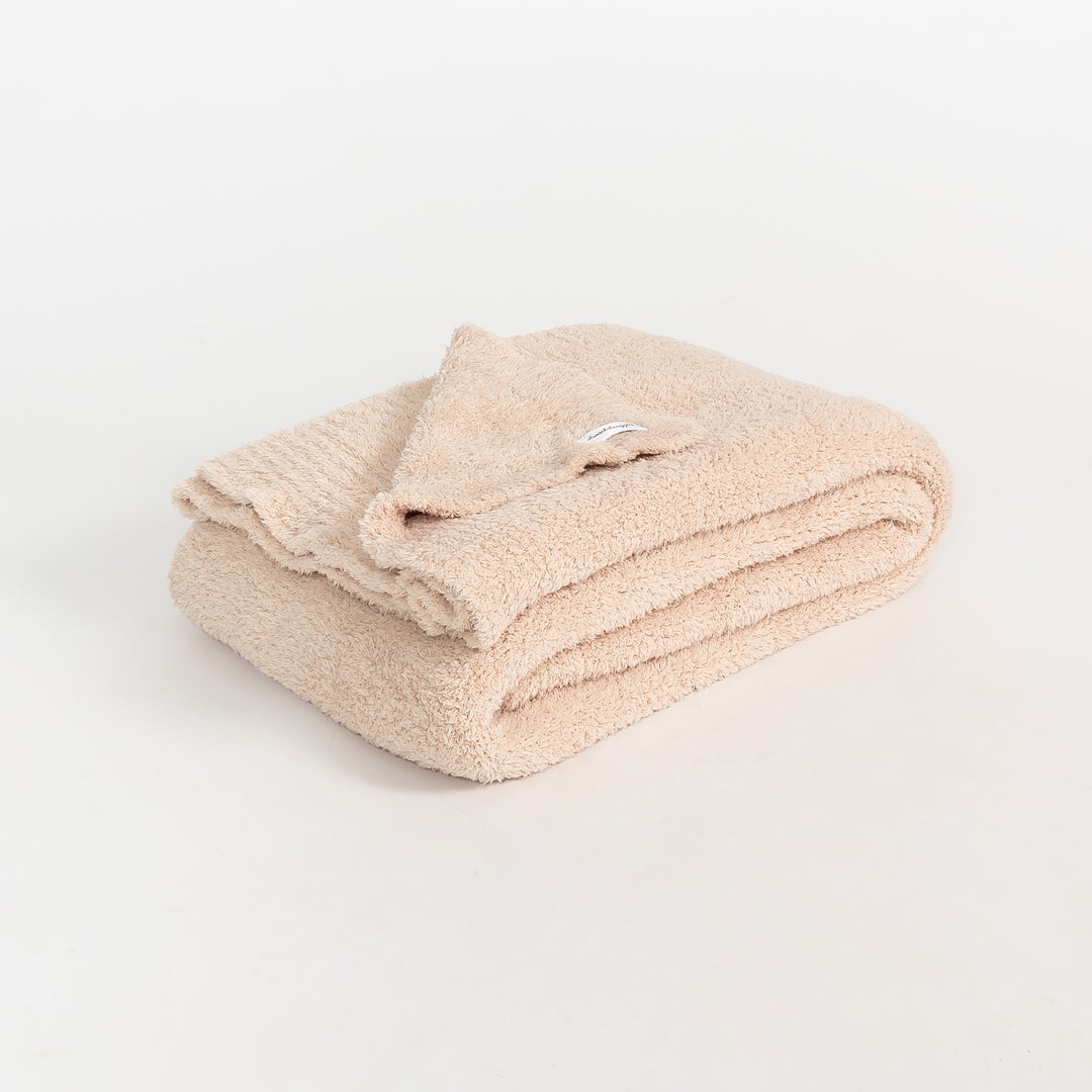 Sandy Beach Solid Ribbed Border Extended Throw
