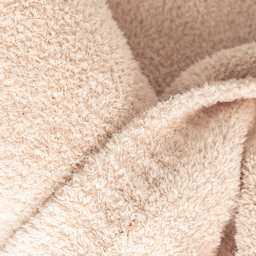 Sandy Beach Solid Ribbed Border Extended Throw