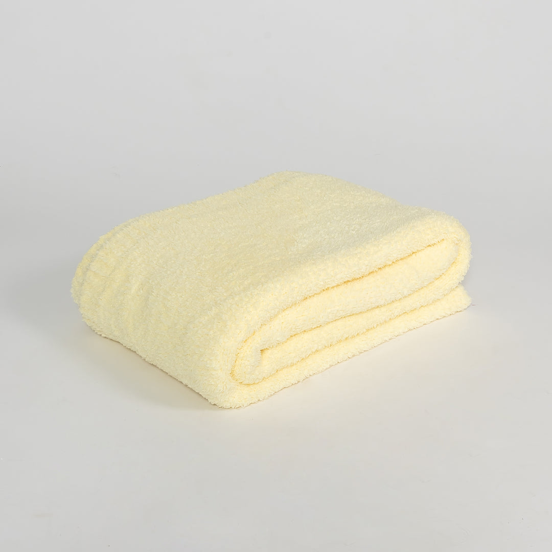 Pastel Yellow Solid Ribbed Border Extended Throw
