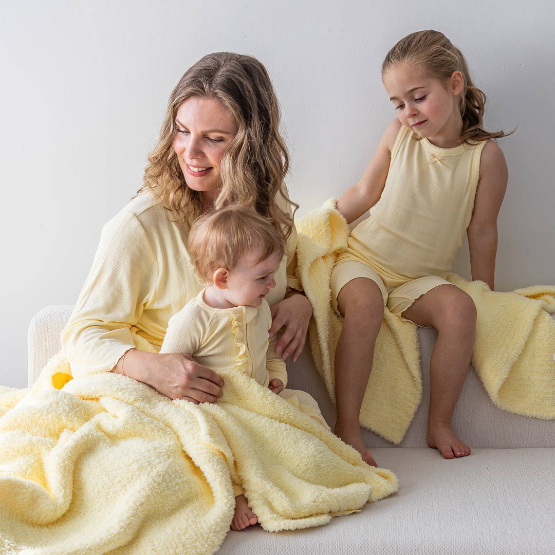 Pastel Yellow Solid Ribbed Border Extended Throw