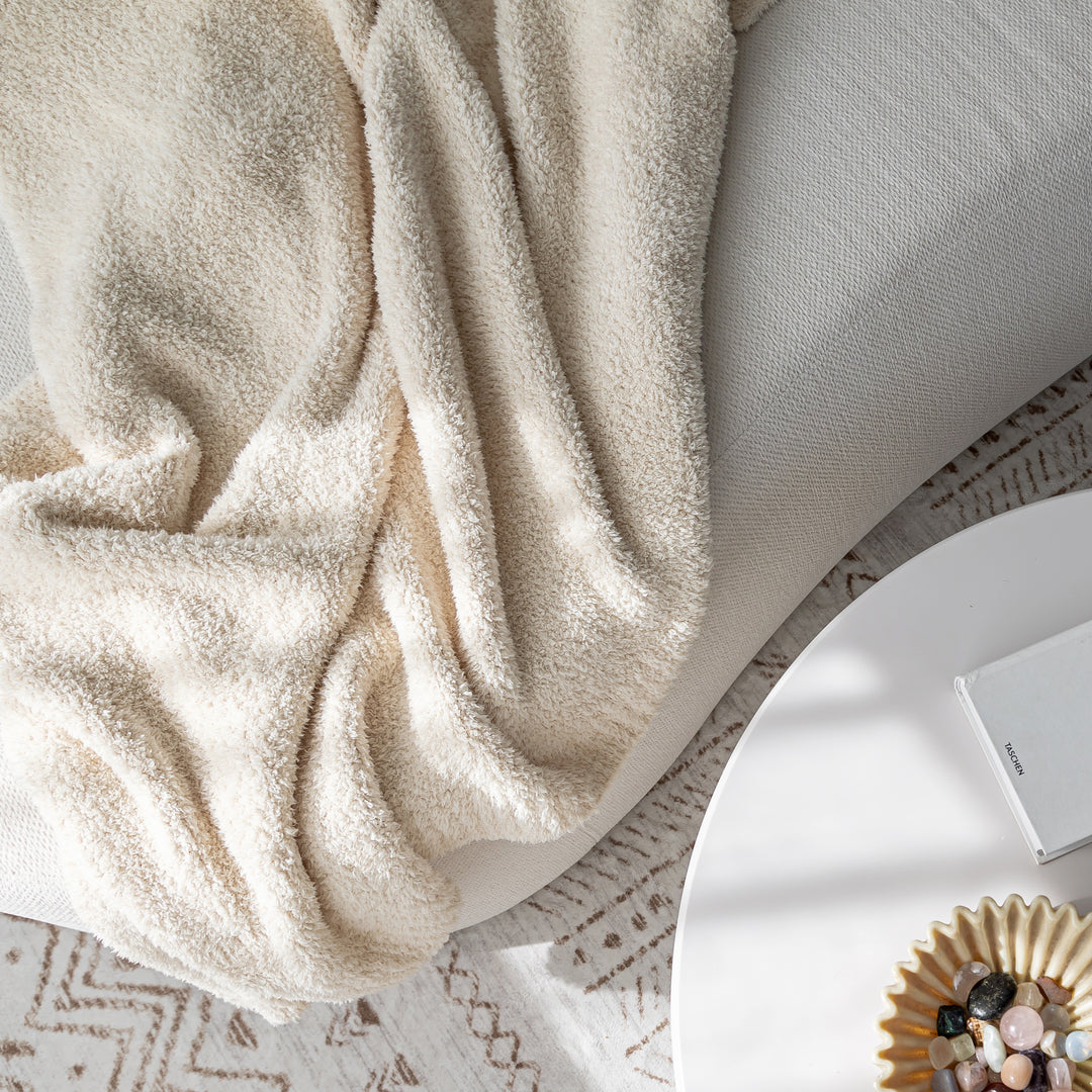 Angora Solid Ribbed Border Extended Throw