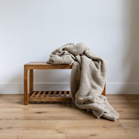 Lemon Pepper Solid Ribbed Border Extended Throw