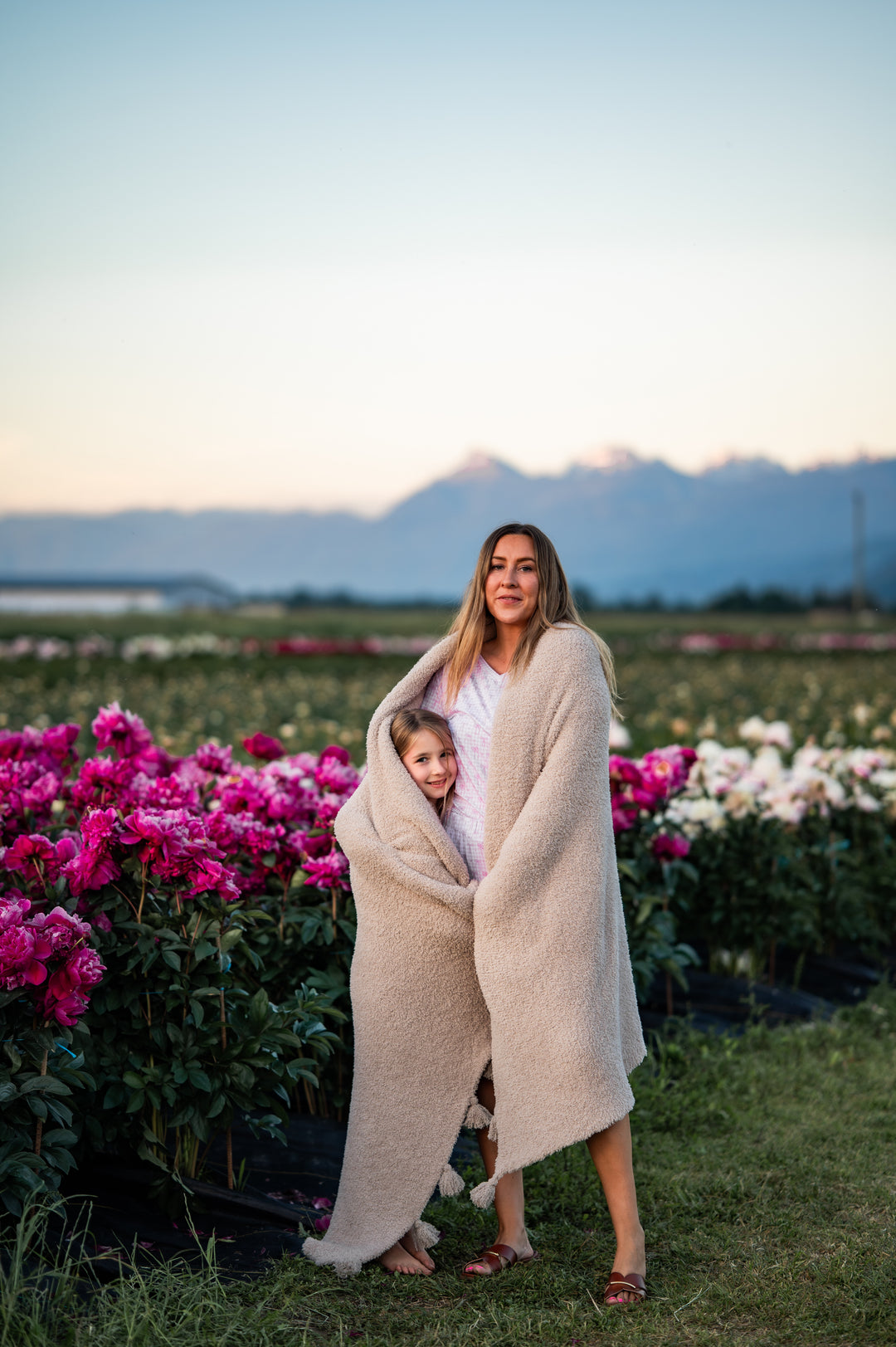 Greige Solid Double Layer with Tassels Print Extended Throw