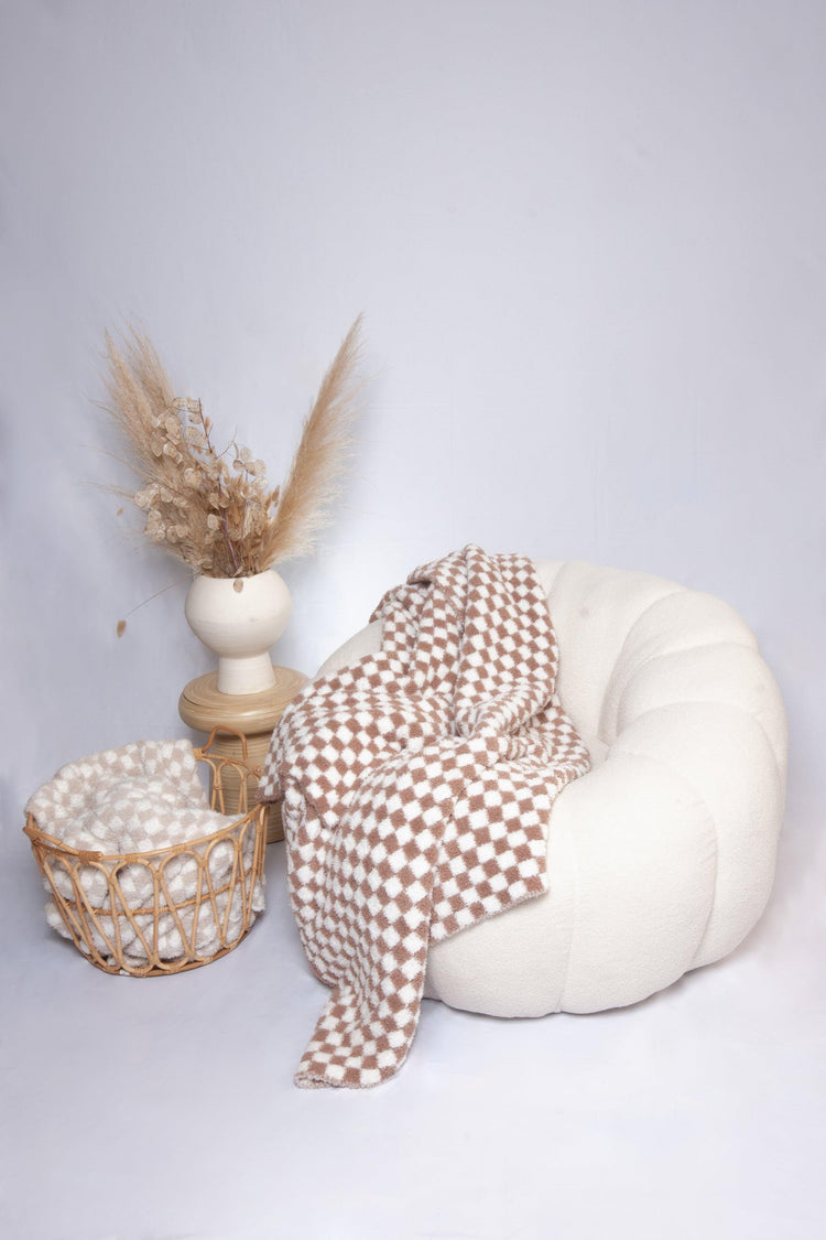 Chocolate Milk & White Check Print Throw - Sunset Snuggles