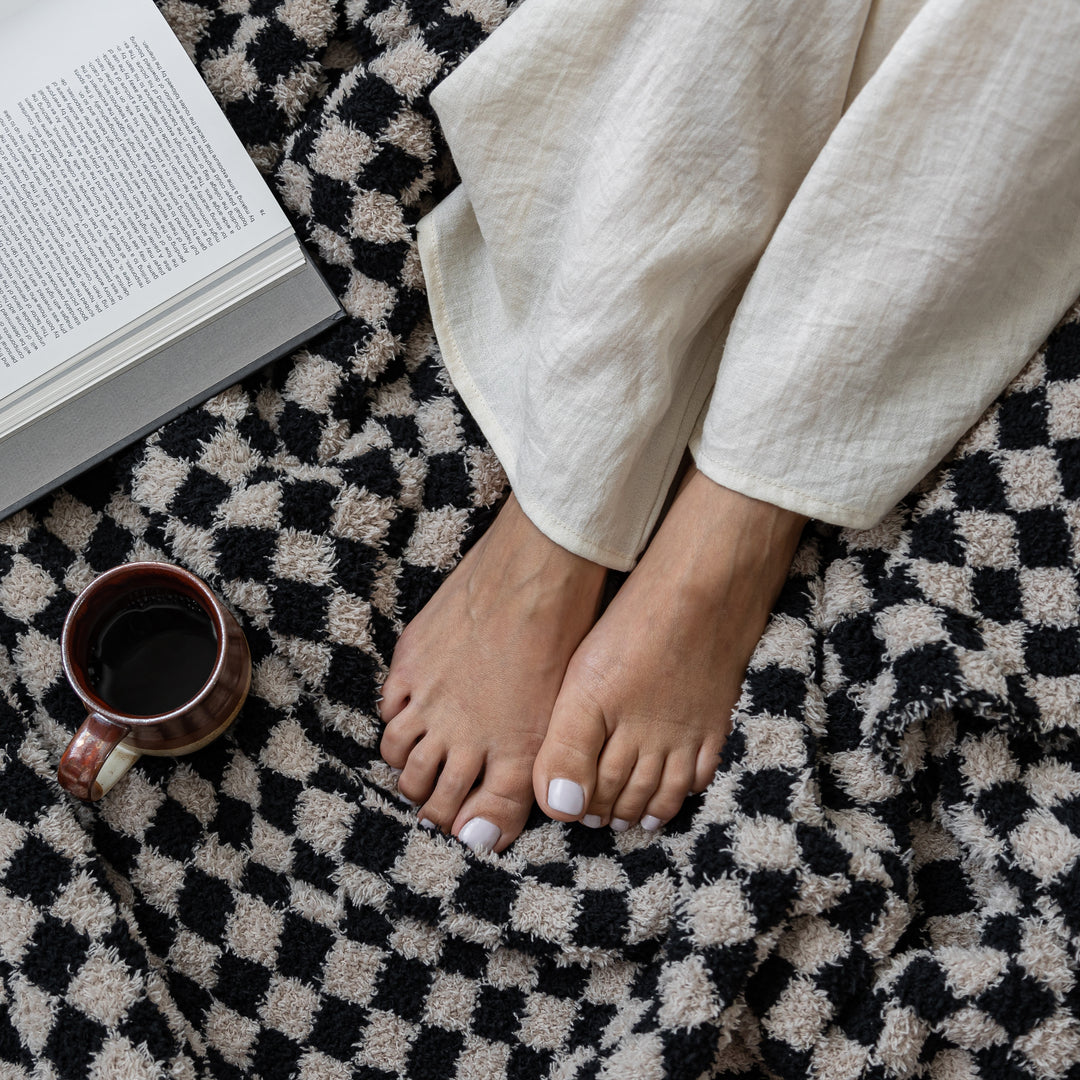 Tap Shoe & Rainy Day Check Print Extended Throw