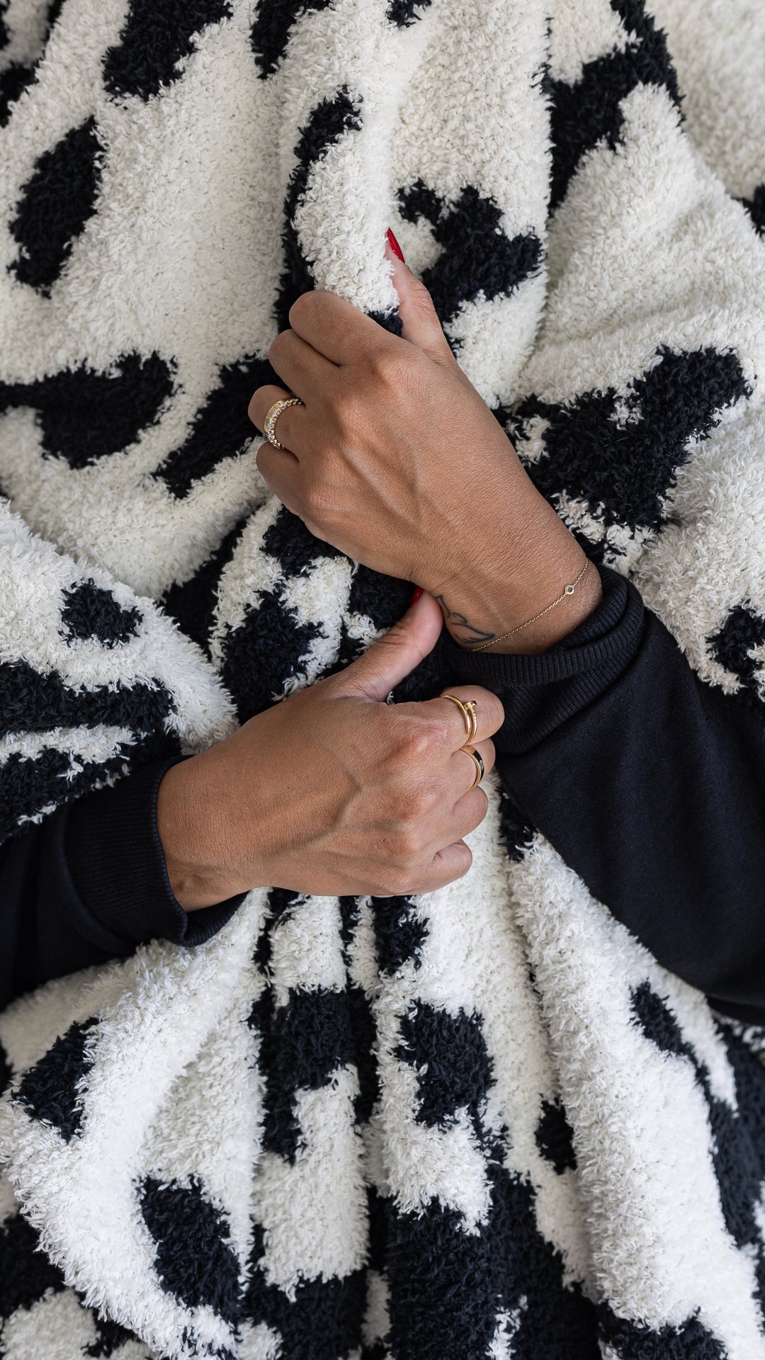 Tap Shoe & Baby's Breath Cow Print Extended Throw