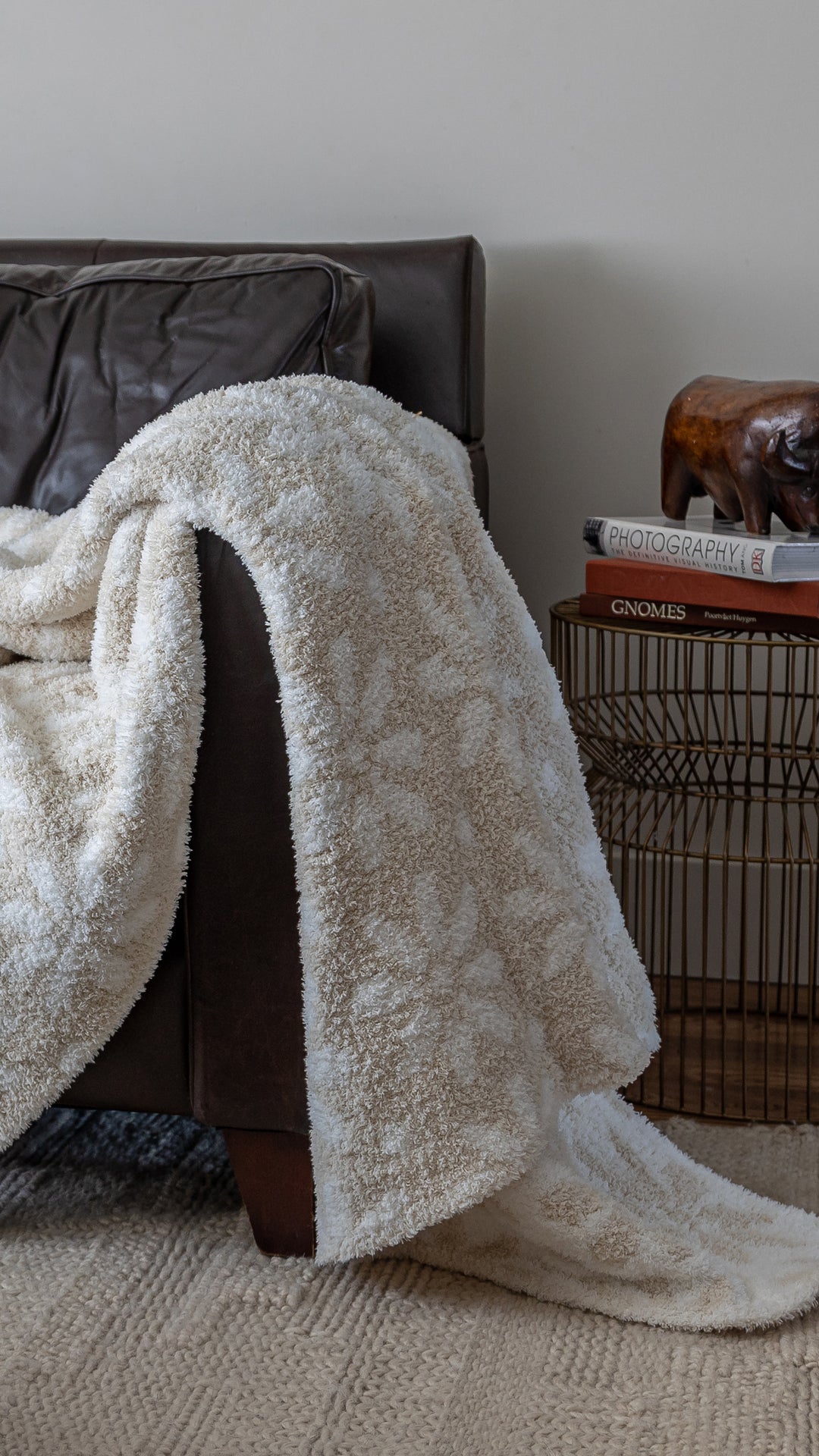 Birch & Marshmallow Daisy Print Extended Throw