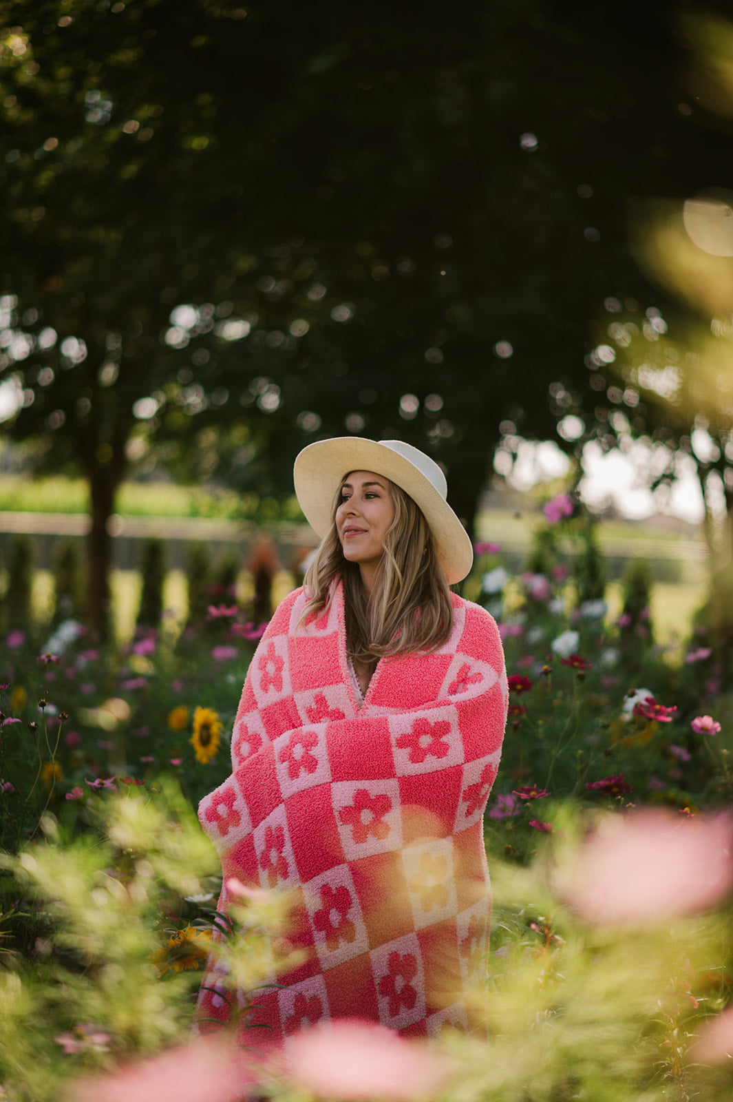 Hot Bright Pink Flower Power Checkerboard Print Extended Throw