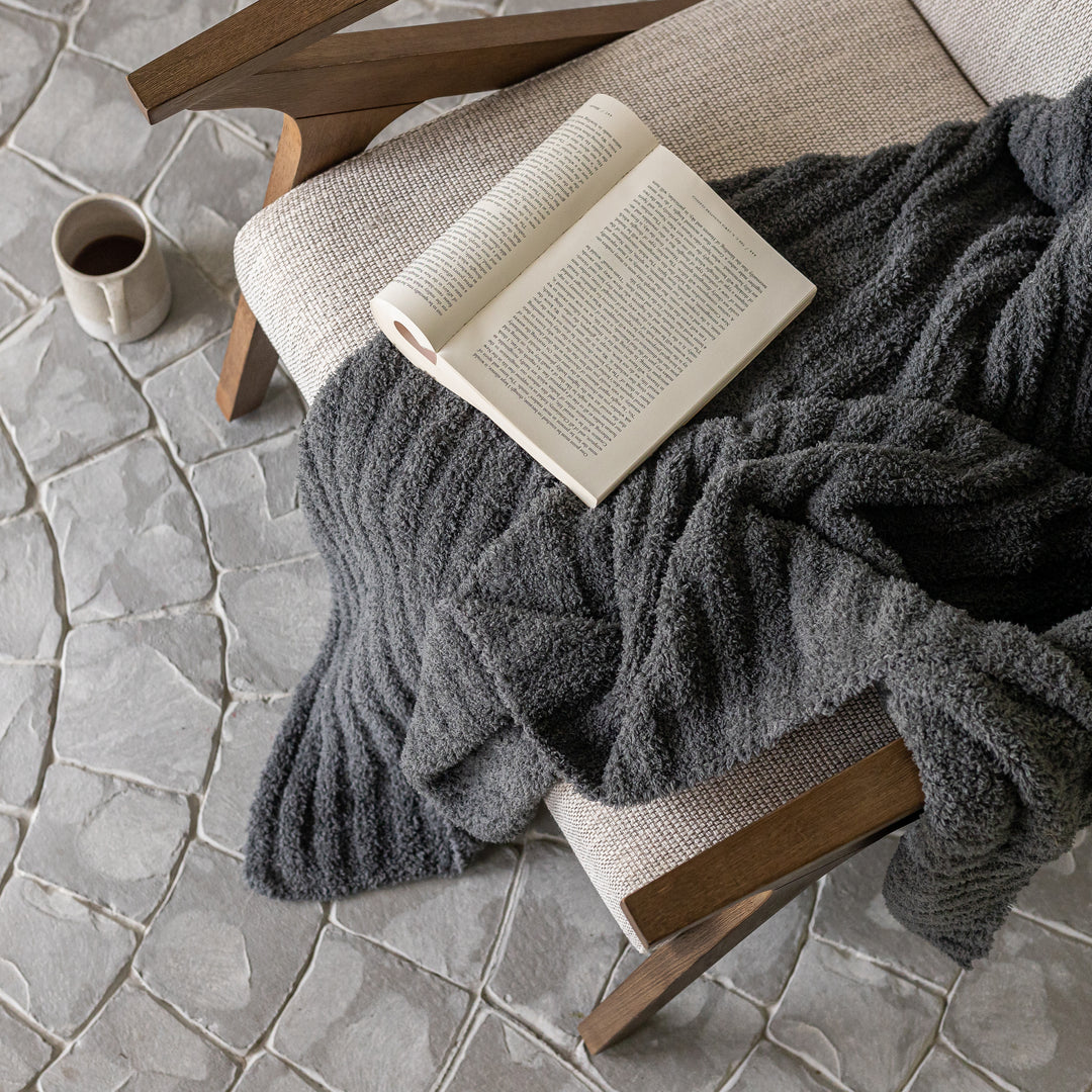 Charcoal Ribbed Extended Throw