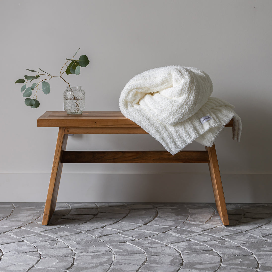 White Ribbed Extended Throw