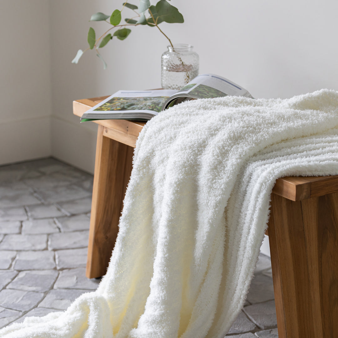 White Ribbed Extended Throw