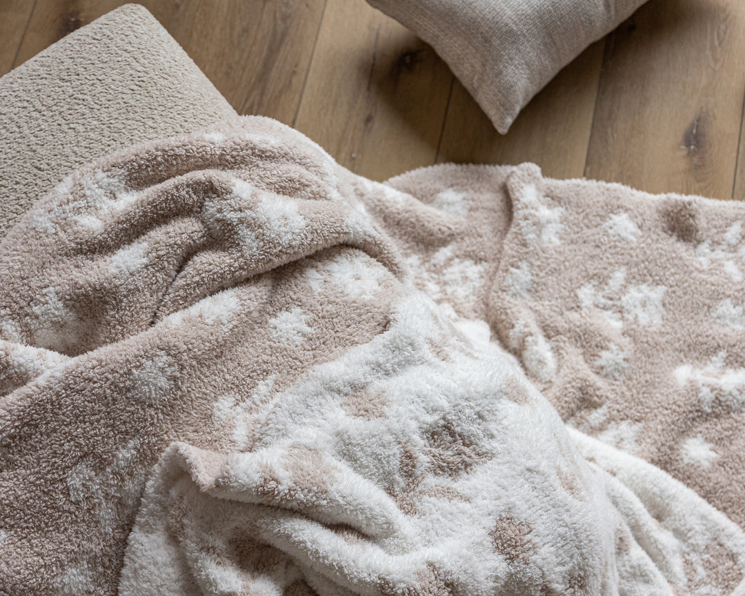 Flower Print Blushing Beige and White Extended Throw