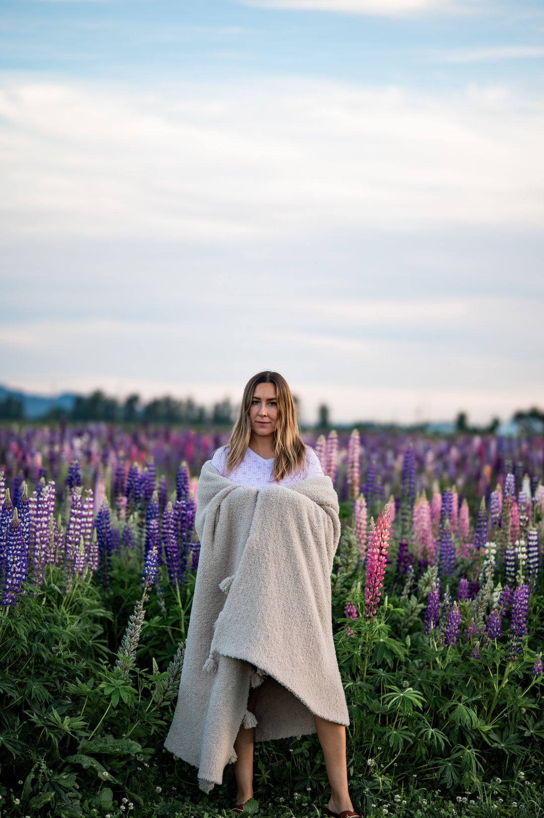 Greige Solid Double Layer with Tassels Print Extended Throw
