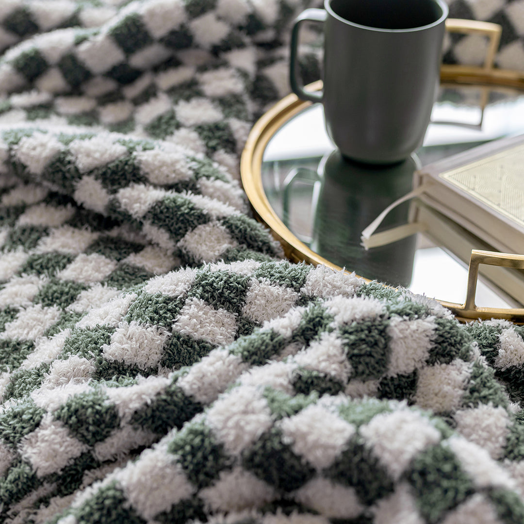 Baby's Breath & Forest Green Check Print Throw