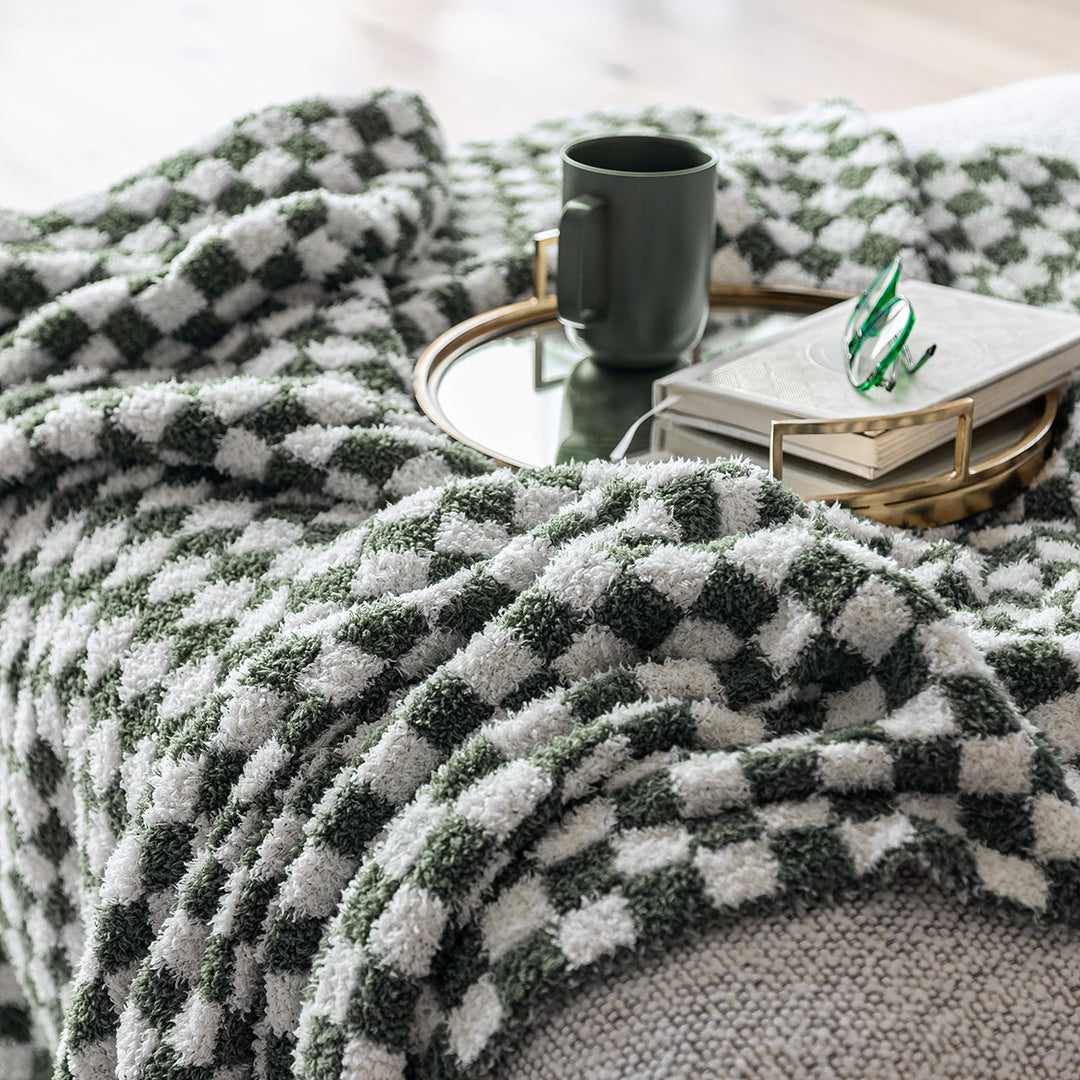 Baby's Breath & Forest Green Check Print Throw