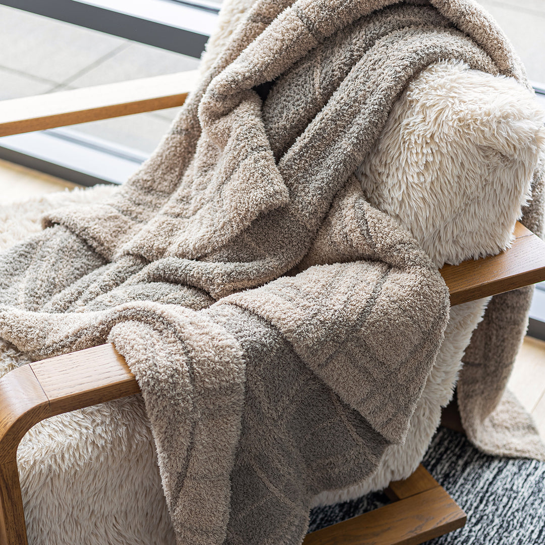 Pure Cashmere and Roasted Cashew Plaid Print Throw