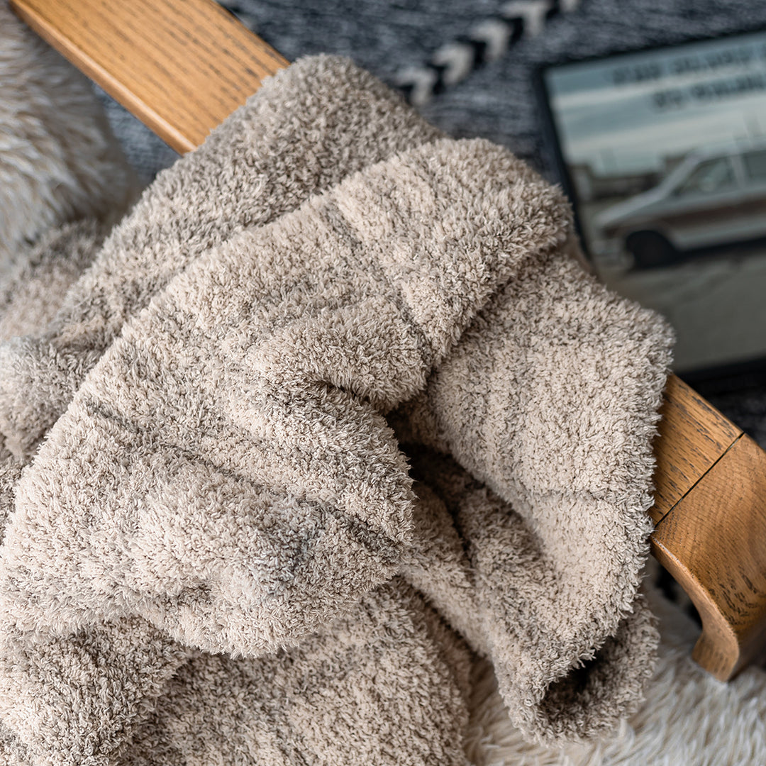 Pure Cashmere and Roasted Cashew Plaid Print Throw