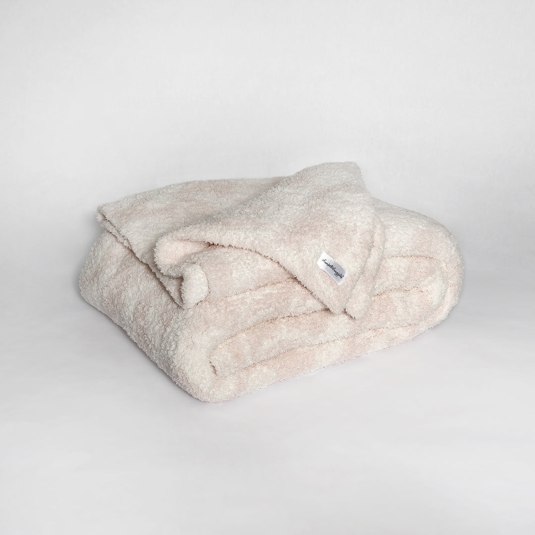 Primrose Pink and Soft White Vintage Floral Print Extended Throw