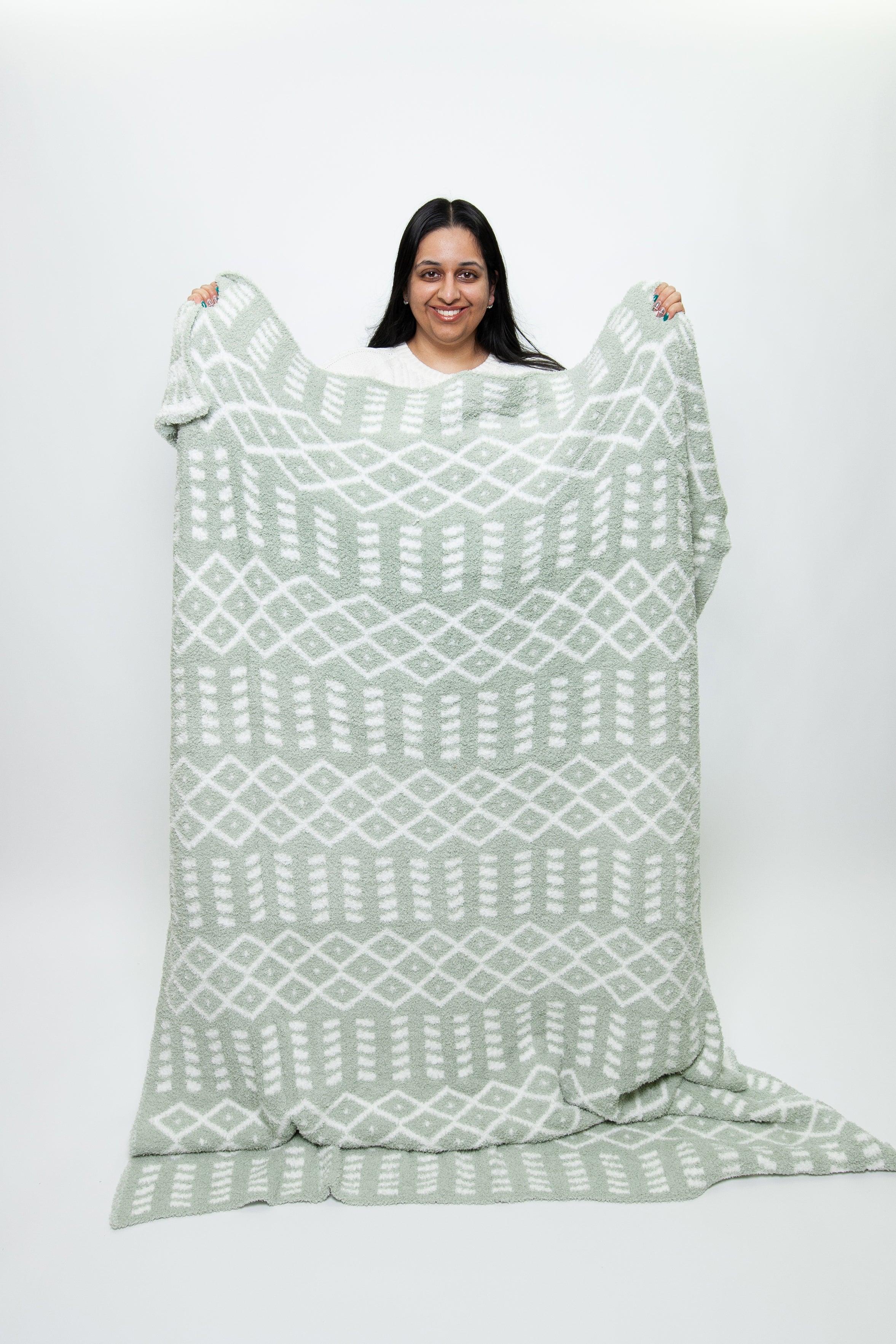 Desert Sage & White Diamond Point Print Extended Throw - Sunset Snuggles