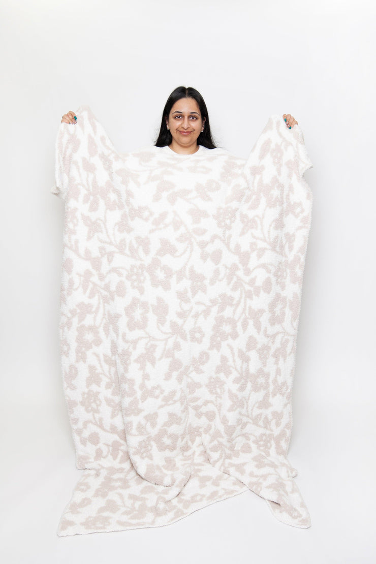 Blushing Beige & White Vintage Floral Print Extended Throw - Sunset Snuggles