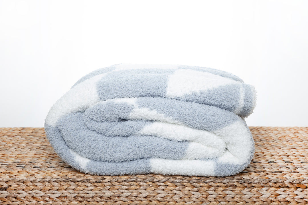 Frozen & White Wavy Checker Print Throw