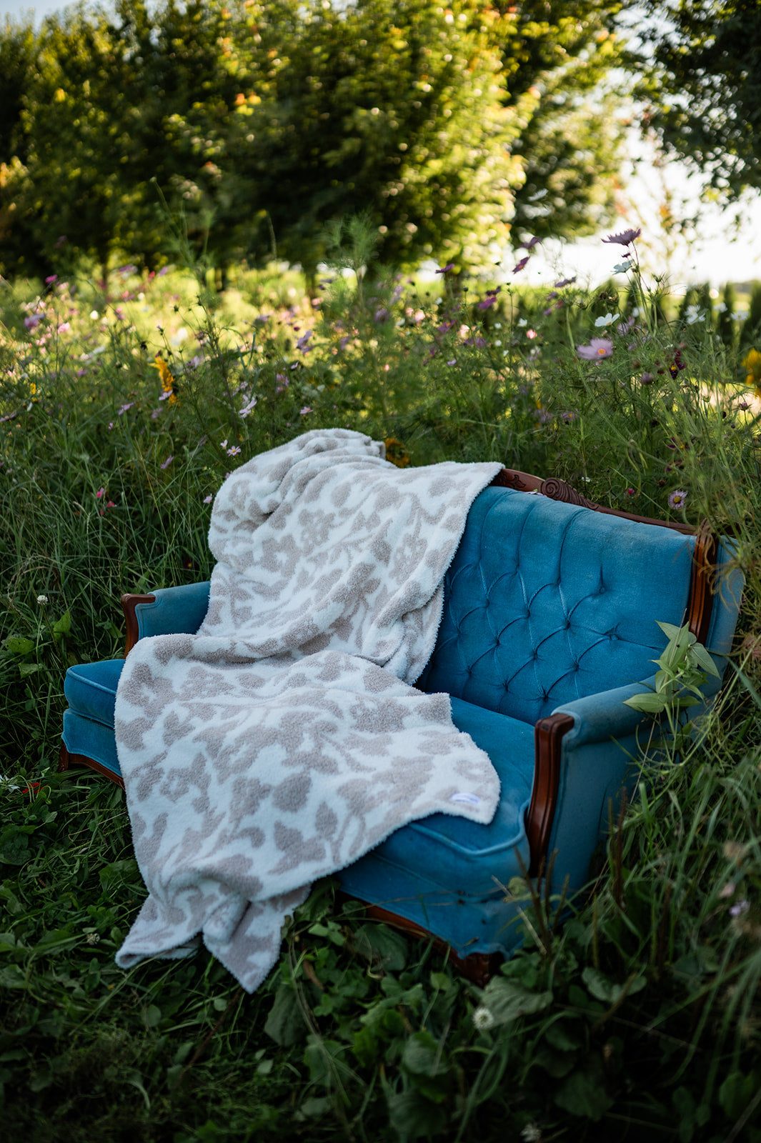 Beige fluffy blanket best sale