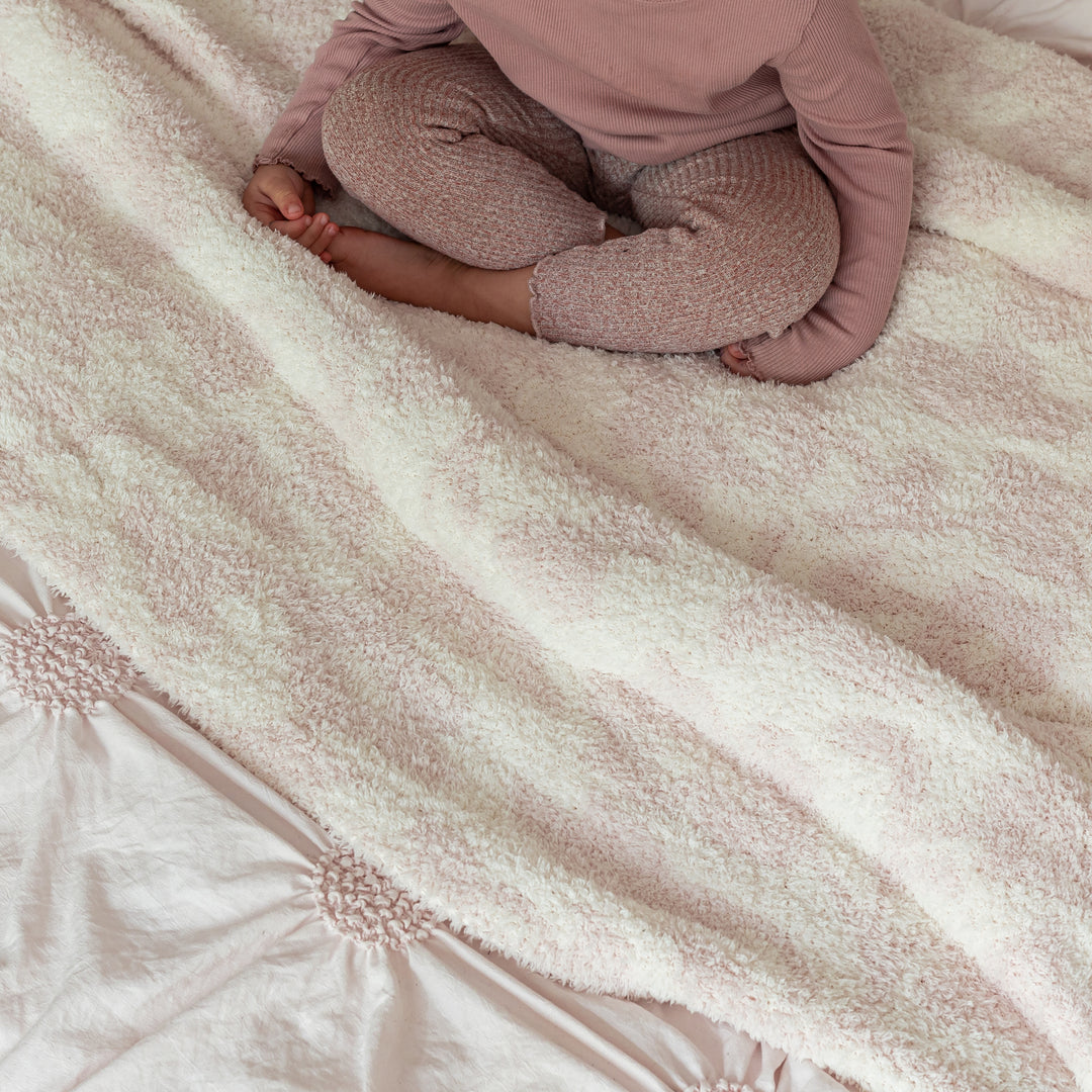 Primrose Pink and Soft White Vintage Floral Print Extended Throw