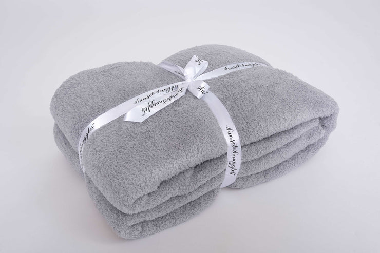 Ultimate Grey Cable Knit Mommy & Me Blanket Set