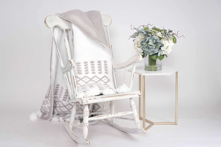 fluffy soft cozy blanket white and grey with tassels