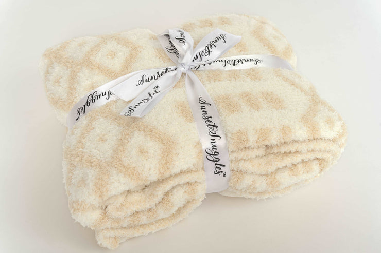 diamond point birch and marshmallow toddler blanket