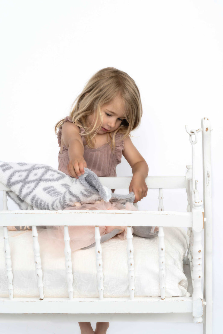 diamond point ultimate grey and white lovey baby blanket with little girl