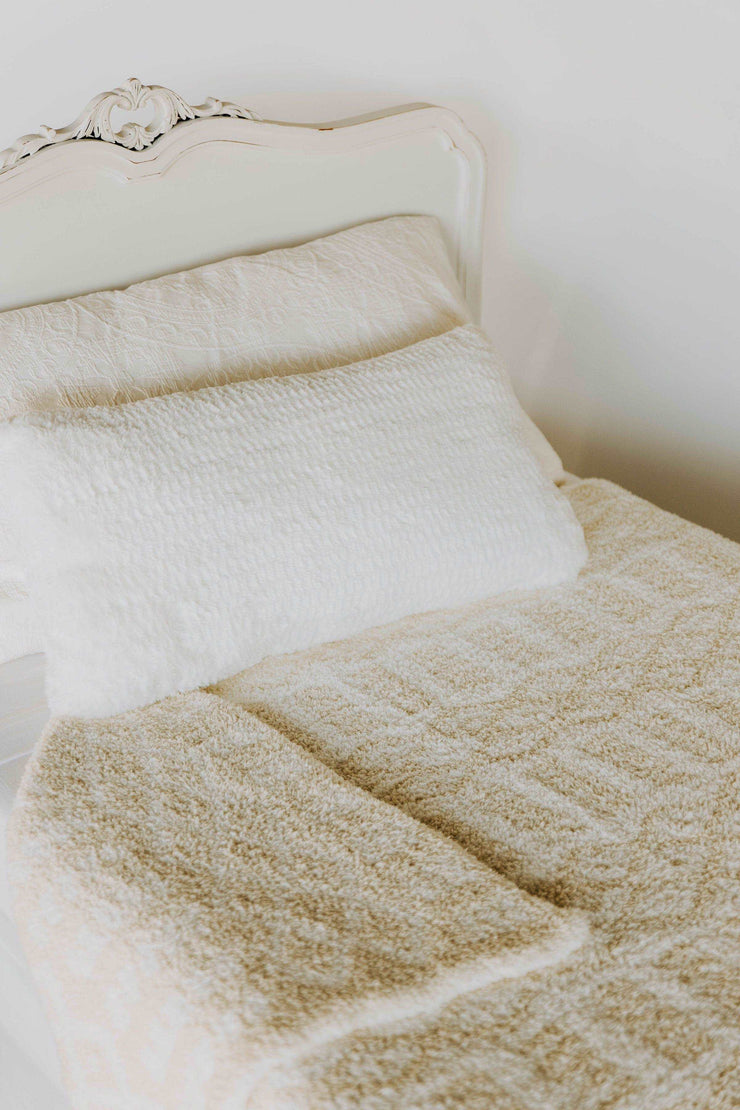 Birch & Marshmallow Tassel Twin Bed - Sunset Snuggles