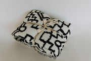 Black & White Diamond Tile Extended Throw - Sunset Snuggles